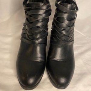 Braided top Bamboo Booties in Black